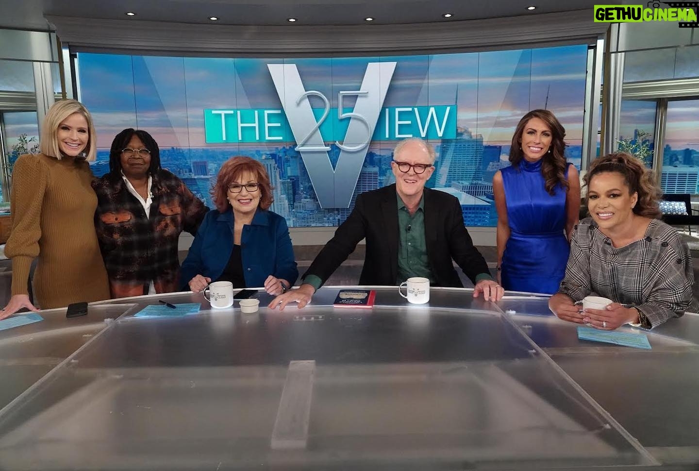 John Lithgow - 1.4K Likes - Had a wonderful time at @TheViewABC. Thank you @WhoopiGoldberg, @JoyVBehar, @sarahaines, @sunny, and @alyssafarah.
I’ll read limericks for you all any day.
#ConfederacyOfDumptys @ChronicleBooks @chronicleprism