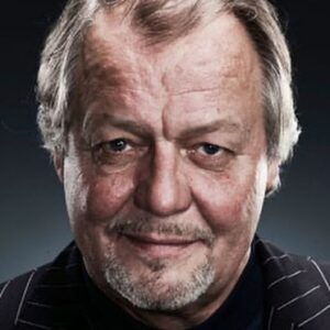 John Simm Instagram - David Soul was a massive childhood hero of mine. Starsky & Hutch was hands down my favourite TV show as a kid, (along with The Six Million Dollar Man) and the adaptation of Stephen King’s ‘Salem’s Lot’ in which he starred with James Mason, scared the living shit out of me like nothing before or since. Sometime in the mid 90’s I saw David at a party, I don’t usually do this sort of thing but I simply had to say something to him, so I nervously approached and said “David. Every kid on every street in every town used to play Starsky & Hutch… and I was always Hutch because I had blonde hair…” he considered this and looked at me for a few seconds, and said “You know what kid… I was always Hutch too.” He then gave me a playful, pretend punch on the jaw, smiled his Hutch smile, and walked away. 😍🤯 
What a guy. 
RIP David Soul. And thank you 🙏🏼💔 x
