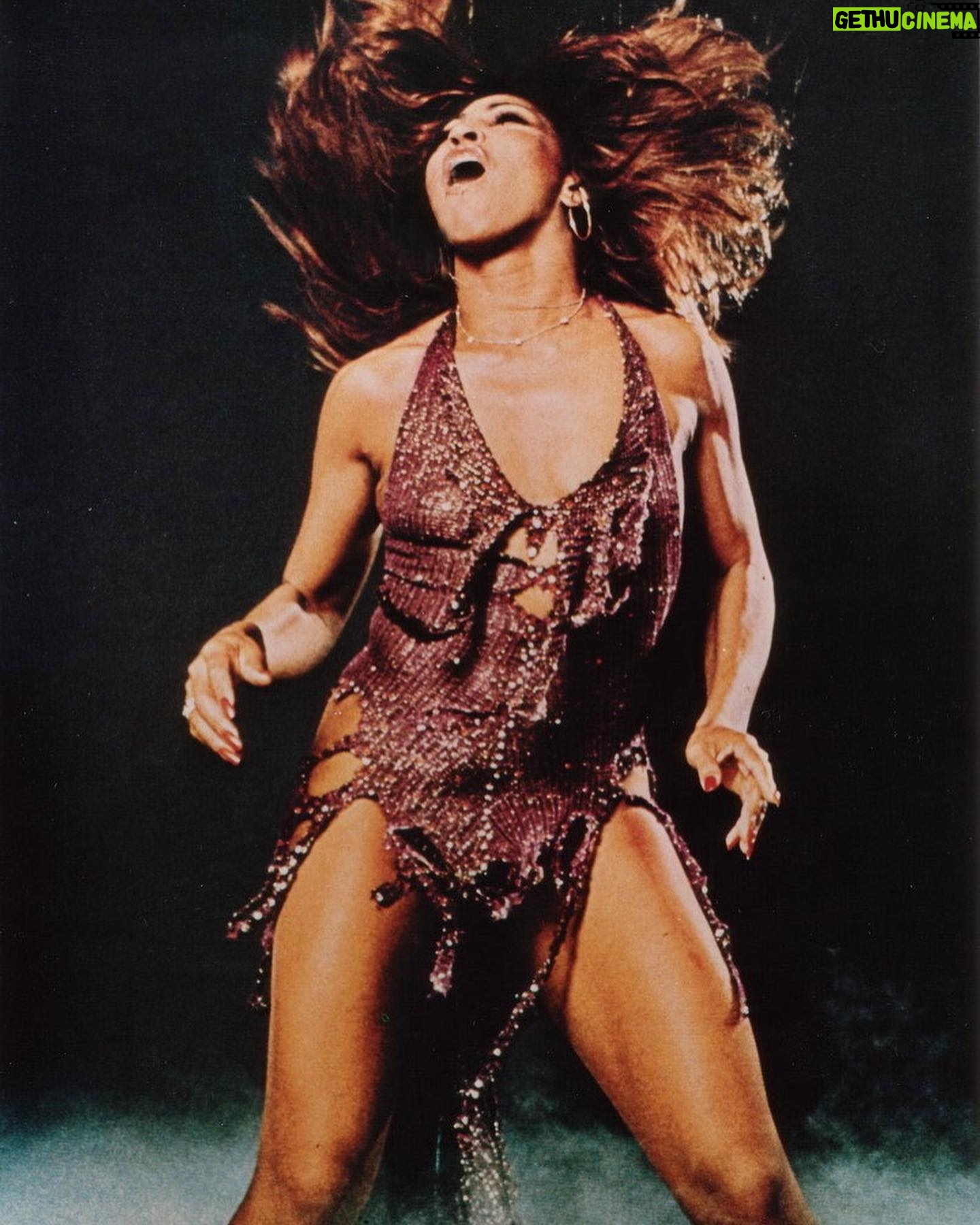 John Simm - 3.2K Likes - LEGEND
RIP Tina Turner 🖤