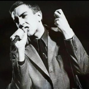 John Simm Instagram - So sad to hear about the great Terry Hall’s passing. An iconic frontman and a genuinely beautiful soul. 
🖤❤️💔
RIP Terry x 
#terryhall #thespecials
