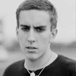 John Simm Instagram - So sad to hear about the great Terry Hall’s passing. An iconic frontman and a genuinely beautiful soul. 
🖤❤️💔
RIP Terry x 
#terryhall #thespecials