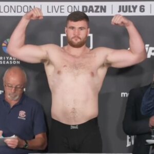 Johnny Fisher Instagram - All weighed-in and ready to go 💪

The Romford Bull🐂☠️ The Savage

The final face off 😤

#FisherBabic #Boxing #Bosh 

-------------------------------------------------
Follow @matchroomboxing for exclusive content 👊
-------------------------------------------------