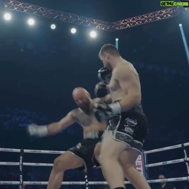 Johnny Fisher - 15.7K Likes - The Romford Bull on the charge 🐂
A view from the canvas as @johnnyfisher1 moved 12-0 in sensational style against Alen Babic in last night’s main event at the Copper Bosh! 💥
#FisherBabic #JohnnyFisher #KO #FightNight
-------------------------------------------------
Follow @matchroomboxing for exclusive content 👊
-------------------------------------------------