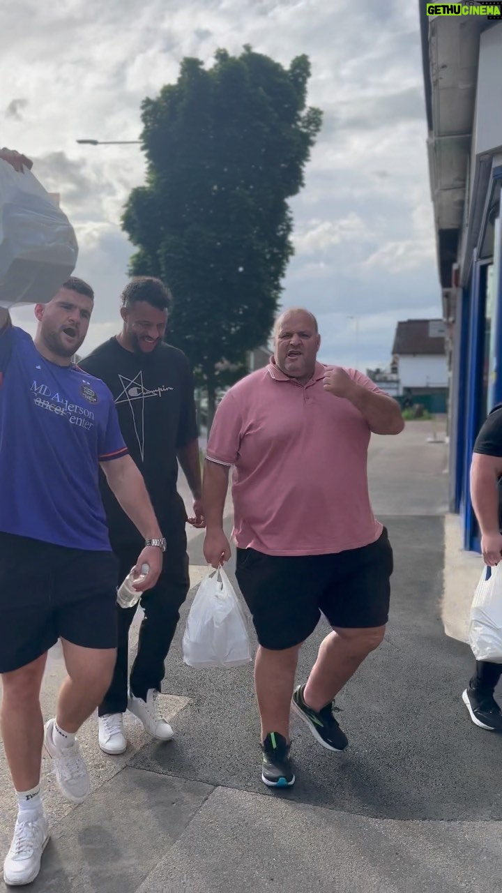 Johnny Fisher - 24.8K Likes - Get the bags in bosh @bigcourts89