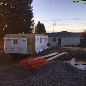 Johnny Mac McGuire Instagram - Walls up, if it never rained or colded it'd be pretty much done