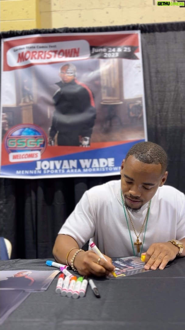 Joivan Wade - 317 Likes - Had a blast this weekend at the con! Loved meeting you all! And thank you for such a sick time ❤️🙏🏾