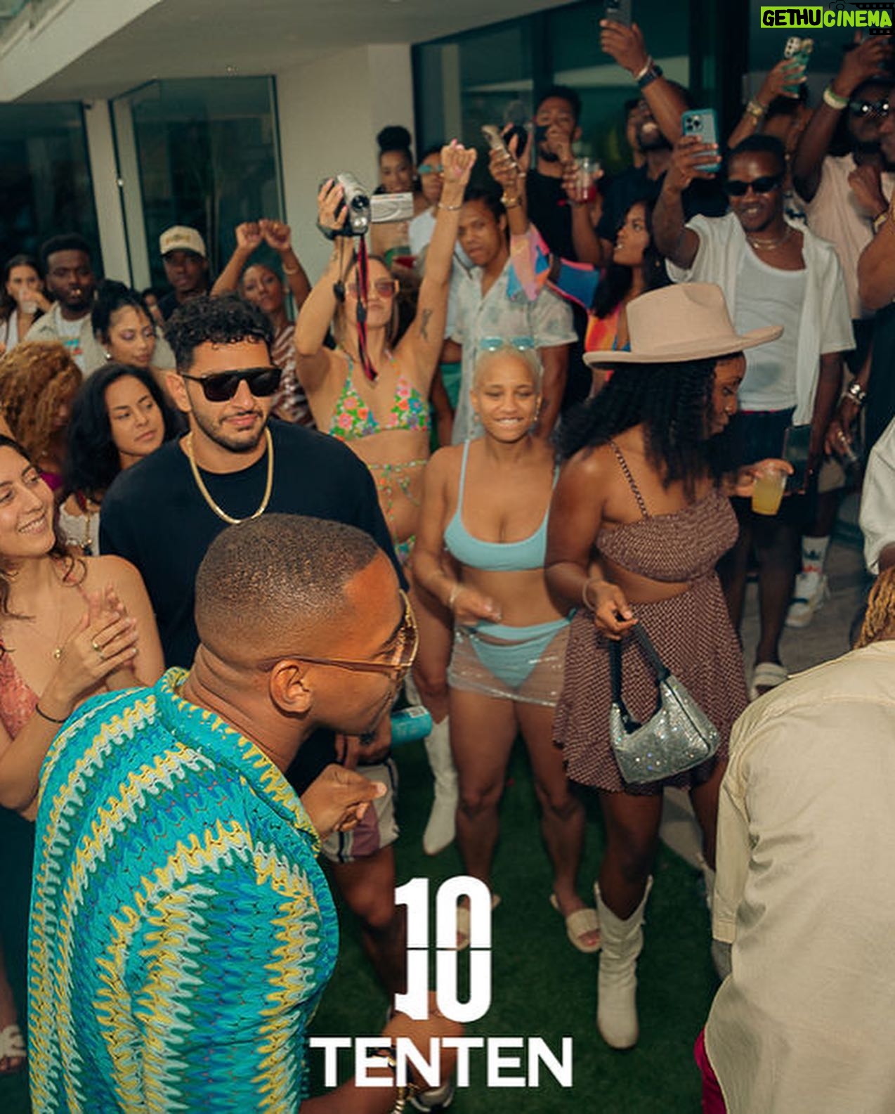 Joivan Wade - 1K Likes - @tentenevents Enjoyment. 🥂#TenTen
📸: @debraorols