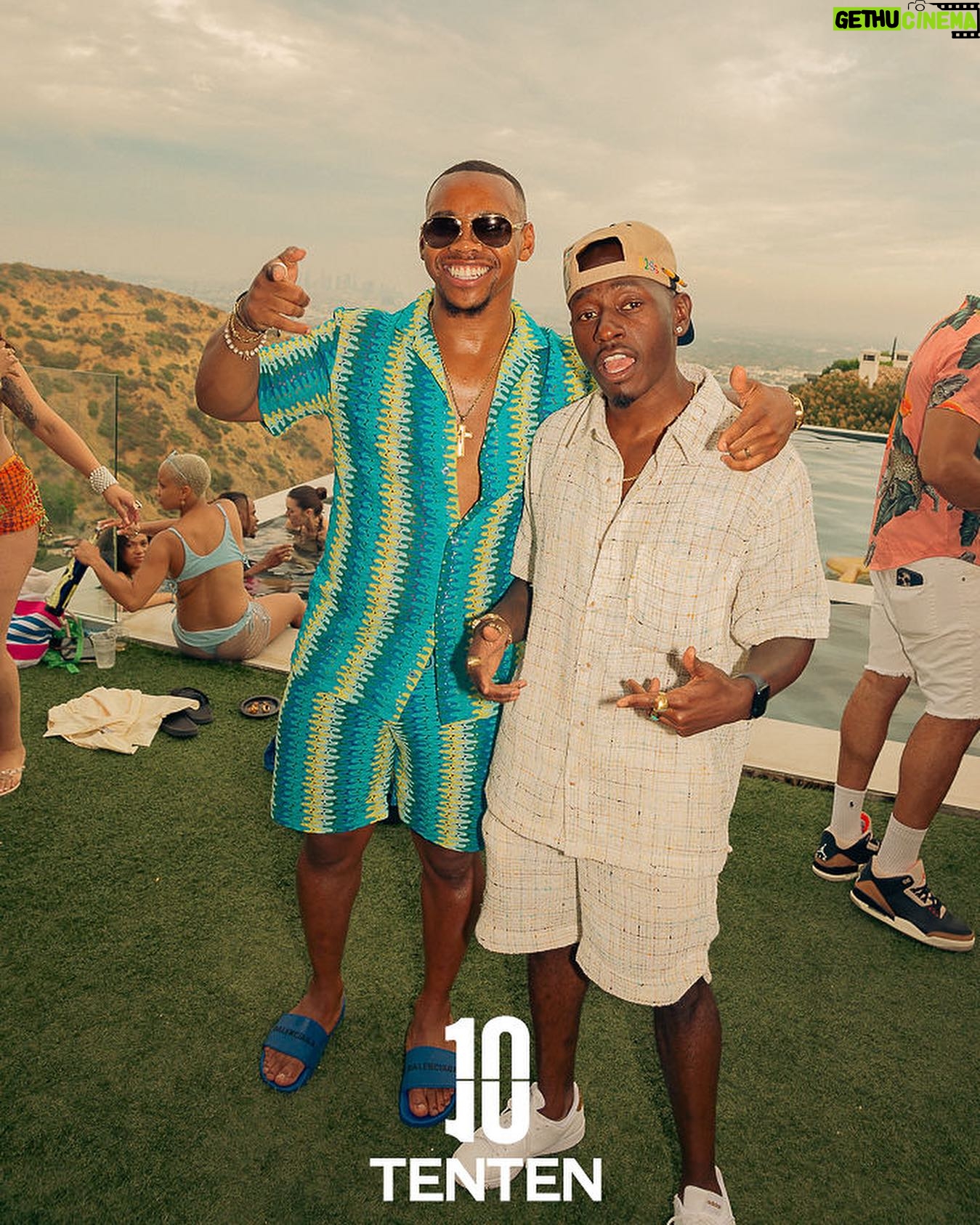 Joivan Wade - 1K Likes - @tentenevents Enjoyment. 🥂#TenTen
📸: @debraorols