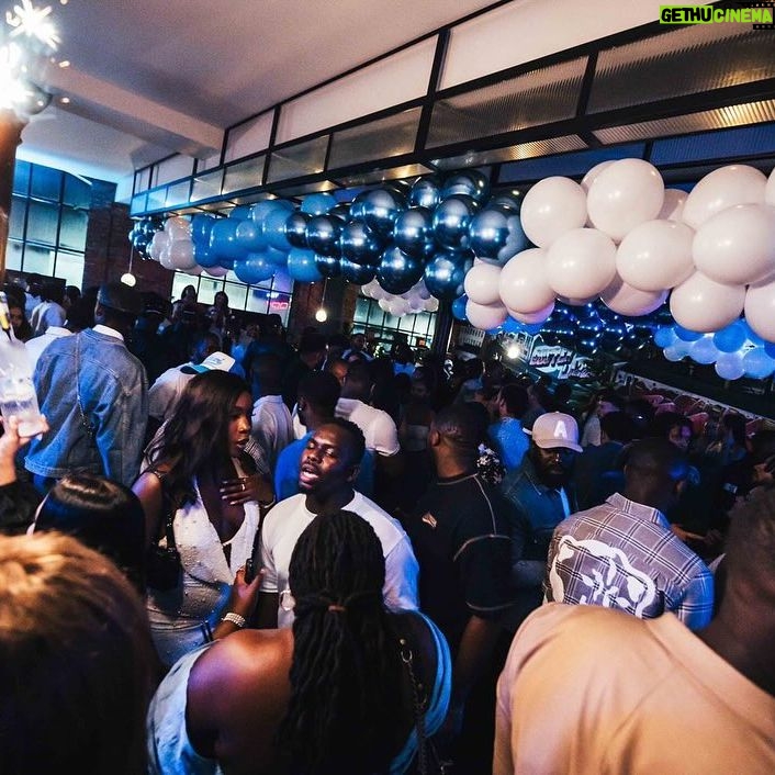 Joivan Wade - 411 Likes - Oh What A Night! @tentenmembersclub Was The Only Place To Be Last Night! 🎈
Thank you to all who showed out to the 1 year anniversary! 🔟
Pics out tomorrow! 📸: @williambesse
To Apply For The Next Event Visit:
1010membersclub.com
London & LA In full effect 2024
#EverythingTENTEN 🥂