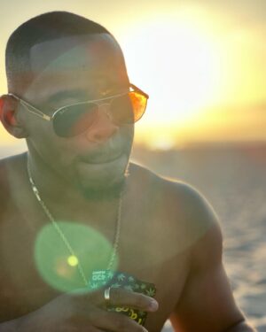 Joivan Wade Instagram - Made the most outta the cards I’ve been dealt. 30 Years later & I’m still in the game. Happy Birthday to me 🎈 

LA See you shortly. Turn up. 🌴
