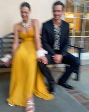 Jon Ecker Instagram - Shake the dirt off.
Swipe for focus.
