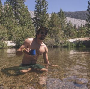 Jon Ecker Instagram - Just until the legs go numb #icebath