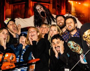 Jon Heder Instagram - @horrornights @unistudios #universalhhn @themichaelrosenbaum 
A Universal thank you, every year, running around in the dark and studying committed actors. Steamy mounds of fun!