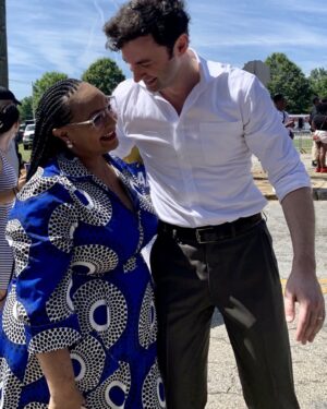 Jon Ossoff Instagram - This AM at the East Point #Juneteenth celebration. 

Always love to see my Congresswoman and friend @nikemawilliams
