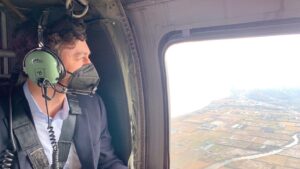 Jon Ossoff Instagram - Special thanks to all the U.S. servicemembers who supported my visit and protect the United States daily alongside our Korean allies.

저의 방문을 지지해주고 우리의 동맹인 한국과 미합중국을 지키고 있는 모든 미국 군인들께 특별히 감사드립니다.