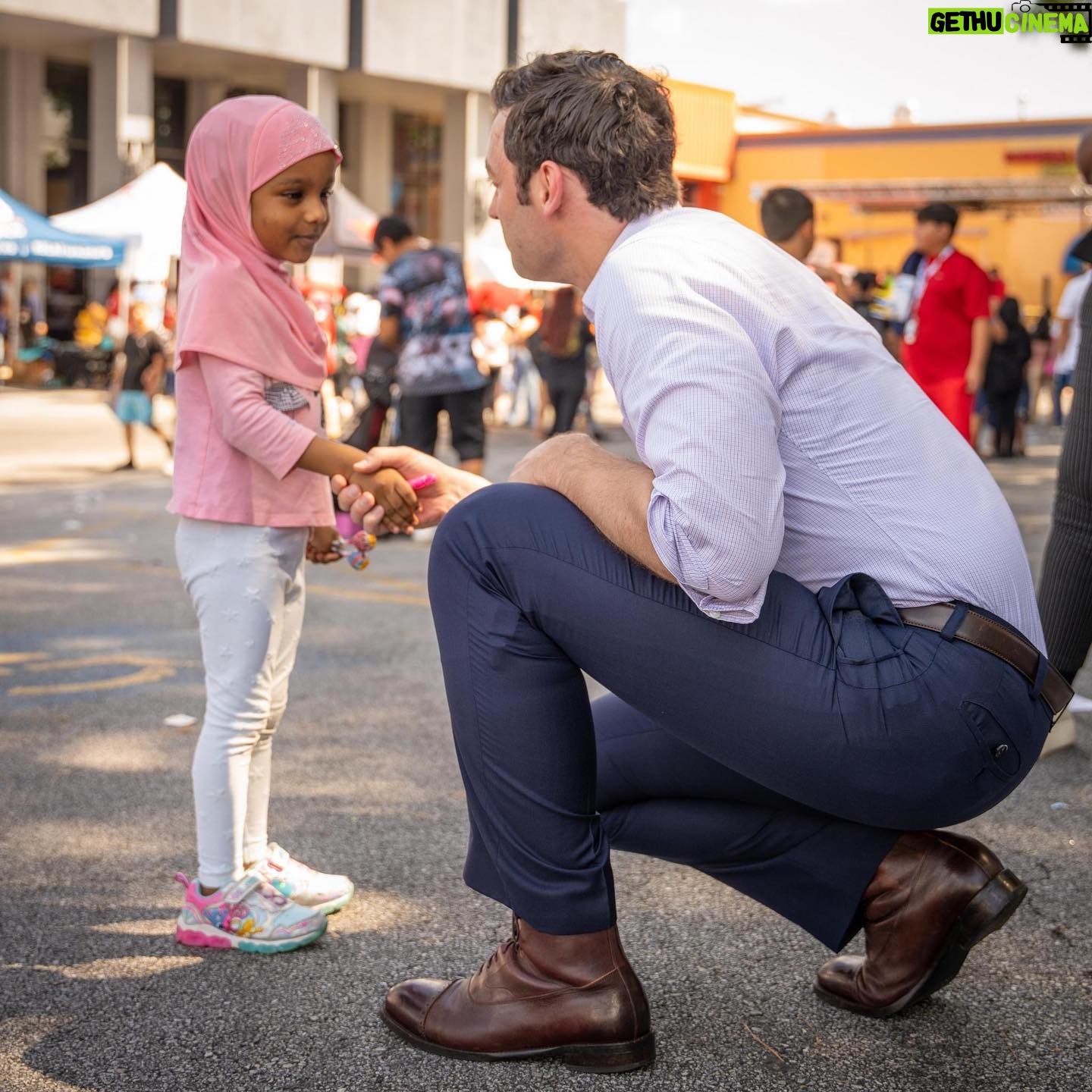 Jon Ossoff - 14.2K Likes - It was great meeting so many families at Sunday’s back-to-school event!