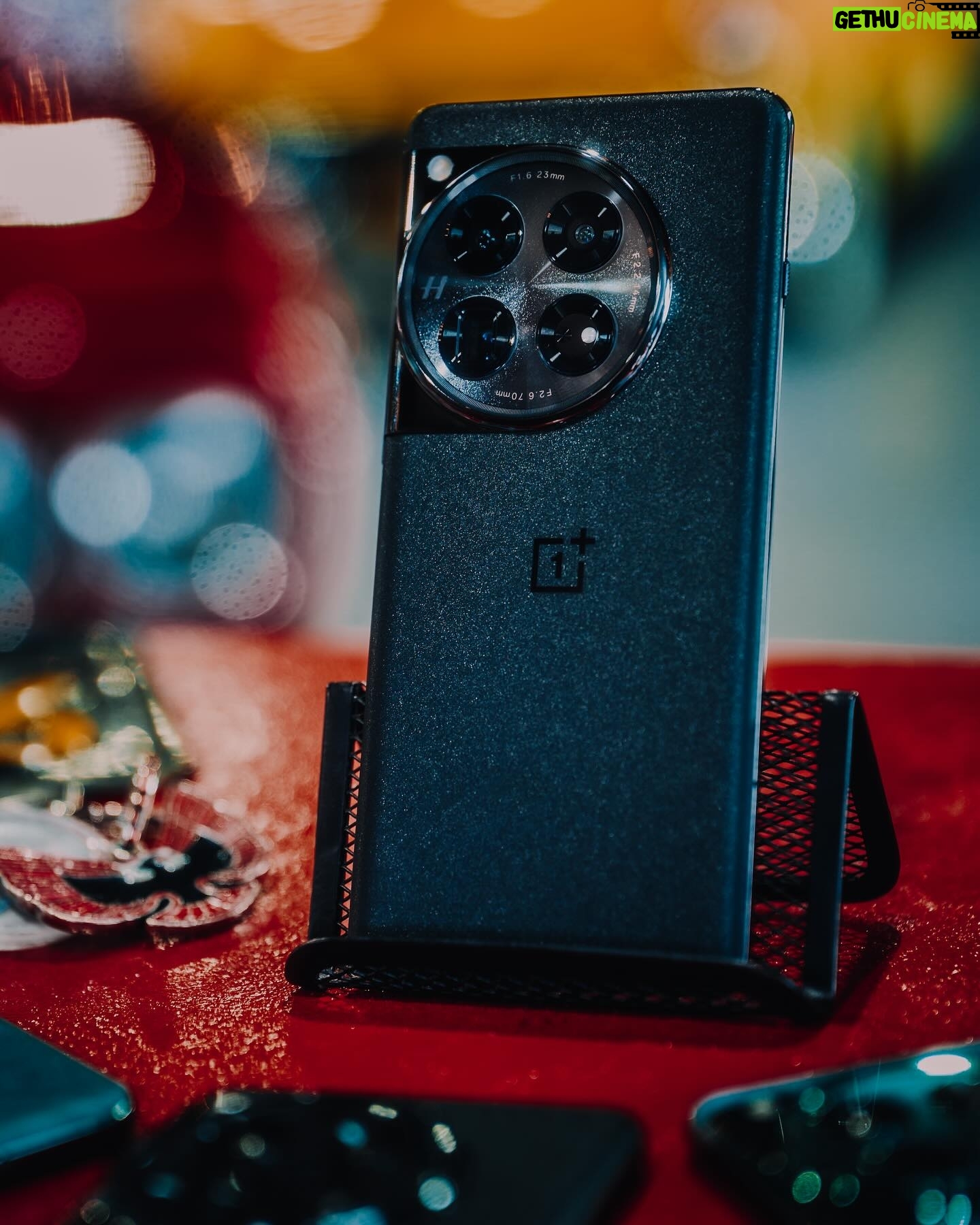 Jon Simonassi - 3.2K Likes - I went back in time with the most advanced phone out there, the @OnePlus 12 - they challenged me to capture the iconic Delorean!
If you know anything about me I love a good challenge, swipe through to see my 25 layer light painting composite of the Delorean hitting 88mph.
Follow our journey as we push the limits of photography in Monterey Bay, all captured in our YouTube series with @oneplus coming next week!
@thechrishau
@alenpalander
@gugliotta.one
Special thanks to: @seemonterey @montereytouringvehicles @kristynsnell @Brandon.donadel @danielbattersby
#creator #delorean #lightpainting #BackToTheFuture #OnePlus12 #CaptureTheMoment
