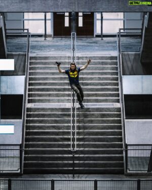 Jon Simonassi Instagram - The Lumix G9II dropped last week and it’s sort of a sleeper 🔥 share this post with a friend that needs to check this out!

I didn’t expect to love this camera so much, I’ve definitely been more of a full-frame shooter for most of my career but the GH6 has swooned me back over to the m4/3 side.

When @Lumix was briefing me about this camera they said it would be a photo-centric camera but leave it to Lumix to make this a sleeper video beast too lol

📷 For stills, it boasts some impressive features, including:

- 25mp
- 75 frames per second burst (wtf!!)
- 100mp high resolution mode
- Phase Auto Focus!
- New Picture Profiles from Leica

🎥 in video it’s got some crazy specs:

- 5.8k Open Gate 4:2:0
- C4K 4:2:2 10bit
- Dual Native ISO
- AF up to 120fps
- Prores Recording to an SSD
- 8 stops of Image Stabilization
- VLOG   real time LUT function

After my tests I actually think the G9II has an edge on the powerhouse that is the GH6, it’s got better lowlight performance and now has the seriously good Phase Autofocus.

If you guys have been thinking about upgrading camera systems and don’t wanna break the bank you should definitely consider this $1899 USD camera.

It’s going to be the perfect camera for sports/wild photographers who need high burst rates, for travel photo/video folks who want a lightweight camera   lenses and really anyone who wants to get into video without having to buy a $4000  full-frame camera.

Thanks to @ms.chels and @zachbaranowski for their help on this shoot 🙌

❓Got any more questions about this amazing sleeper cam? Ask them below 👇

#lumixg9II #lumix #micro43 #lumixphotography #microfourthirds
