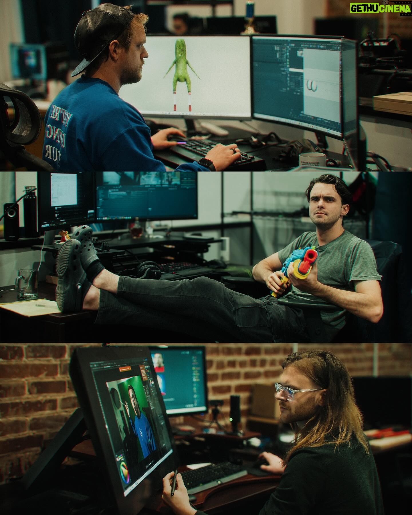 Jon Simonassi - 509 Likes - The @corridordigital crew are one of the most talented group of humans I’ve ever met. Swipe through 👉 to see some of their work that has inspired me to no end throughout my own career as a creator.
Next time I’m back in LA, let’s make something!
🤘 Thank you @nicklaurant for being a gem of a human and setting up the studio visit (go watch his new feature film! link in his bio)
👀Youtube Video clips (in order):
Dubstep Guns
Brush with Death
Anime Rock Paper Scissors
World’s Sharpest Needle
The Glitch
New Robot Can Fight Back!
To the Death
World’s Longest Lightsaber
Do you have a favourite Corridor video?
#corridorcrew #corridordigital #contentcreator #filmmaking #creator #DowntownLA