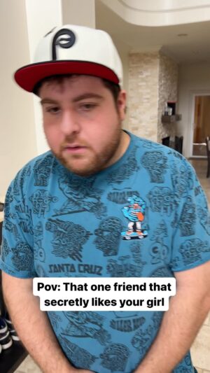 Jonah Antonyan Instagram - Everyone has a friend like this haha @kingbach