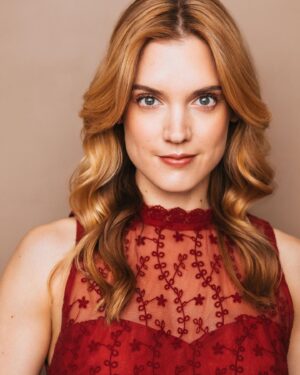 Jonalyn Saxer Instagram - Let’s jumpstart this 2024! 
OBSESSED with my new headshots from @juliannamcguirlphoto ! 
Had such a great time shooting with her. Couldn’t recommend more! Who better to take my new headshots than someone who was more than happy to listen to TSwift the entire time?!
HMU- @carlyhughesmua