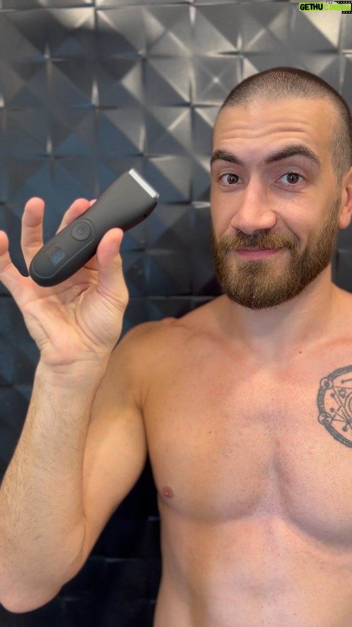 Jonas Bilharinho - 1.7K Likes - 🇧🇷 Corre la no perfil da @neresbarbearia e aproveita o cupom: BILHARINHO pra um material de qualidade e com desconto! ✅
#neresbarbearia #bilharinho #atleta #mmabrasil #dicas