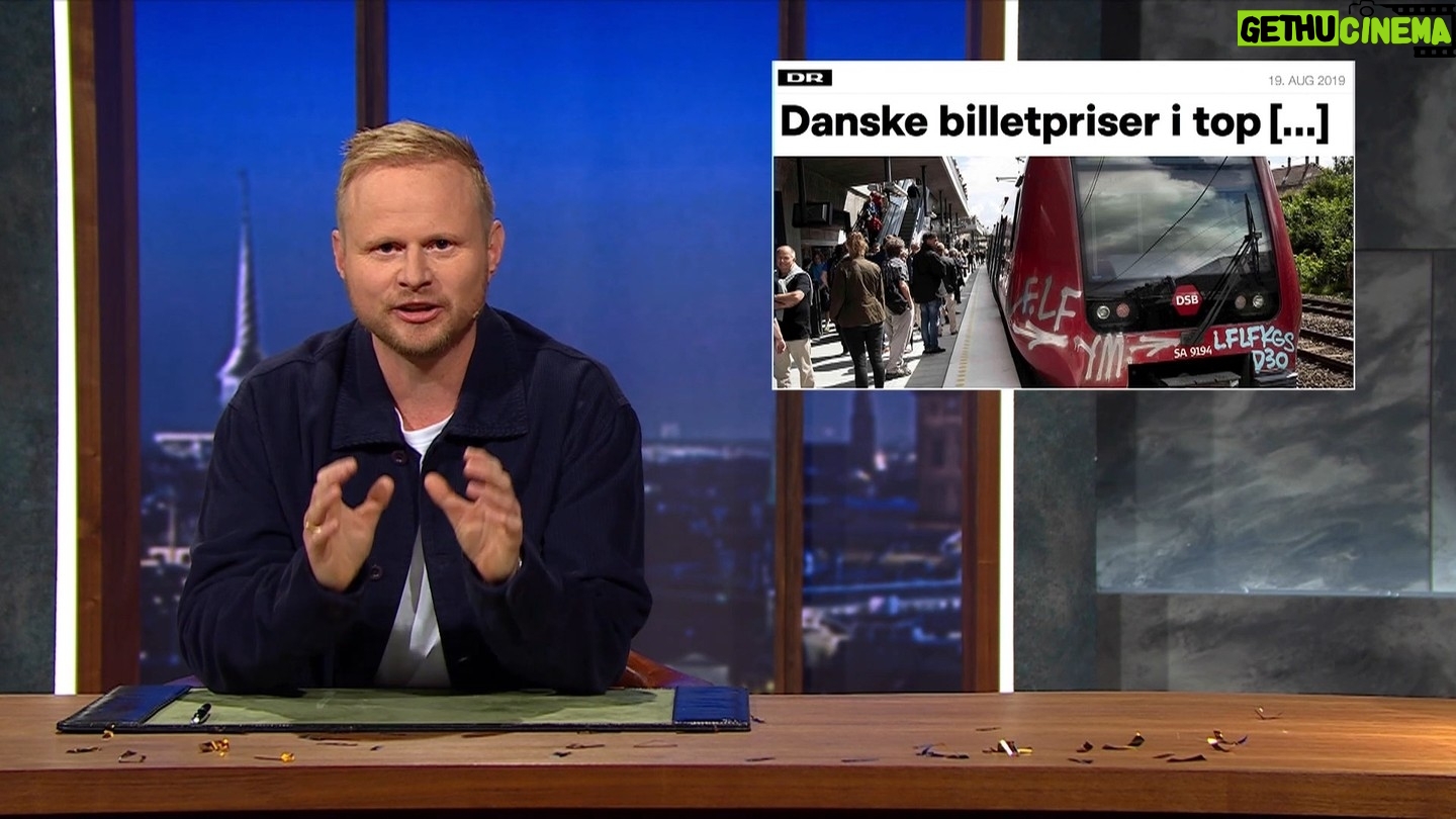 Jonatan Spang - 1.3K Likes - Ikke nok med at DSB hæver prisen me dop til 13% - de fortsætter det geniale trick til at pumpe dig for ekstra penge: Pladsbilletten.