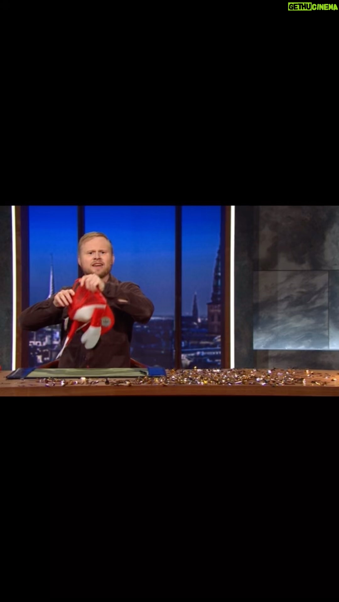 Jonatan Spang - 5.7K Likes - ER I KLAR TIL DANMARKS FØRSTE VM-KAMP I QATAR? 🇩🇰