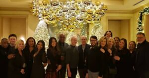 Jonathan Frakes Instagram - We are family 🖖🏾