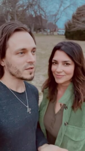 Jonathan Jackson Instagram - My wife Elisa and I wanted to give you an update on our health journey with @azurestandard 
. 
If you’d like to try Azure, you can save 10% by using Promo Code: JONO10
The code expires 4-30-24. It’s available for first time Azure customer orders with a minimum $50 order or more, not including shipping to a drop location. One time use per customer. Enjoy!

azurestandard.com