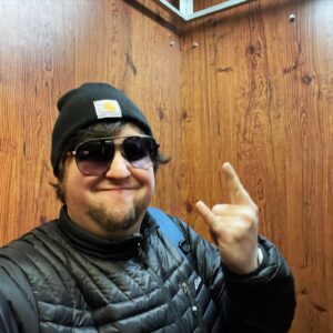 Jonathan Jafari Instagram - Nothing says “This Elevator Is Regulary Serviced” quite like Wood-Paneling
