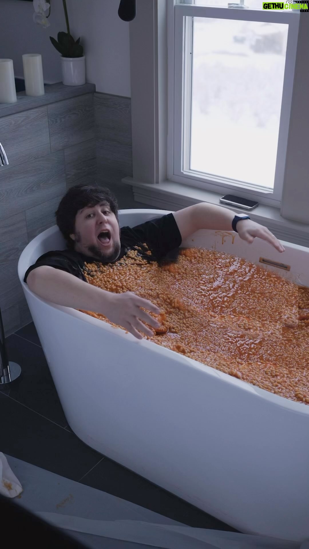 Jonathan Jafari - 107K Likes - I’m in the beans!!!
(……new vid on my YouTube channel explains this masterpiece……..I totally promise)