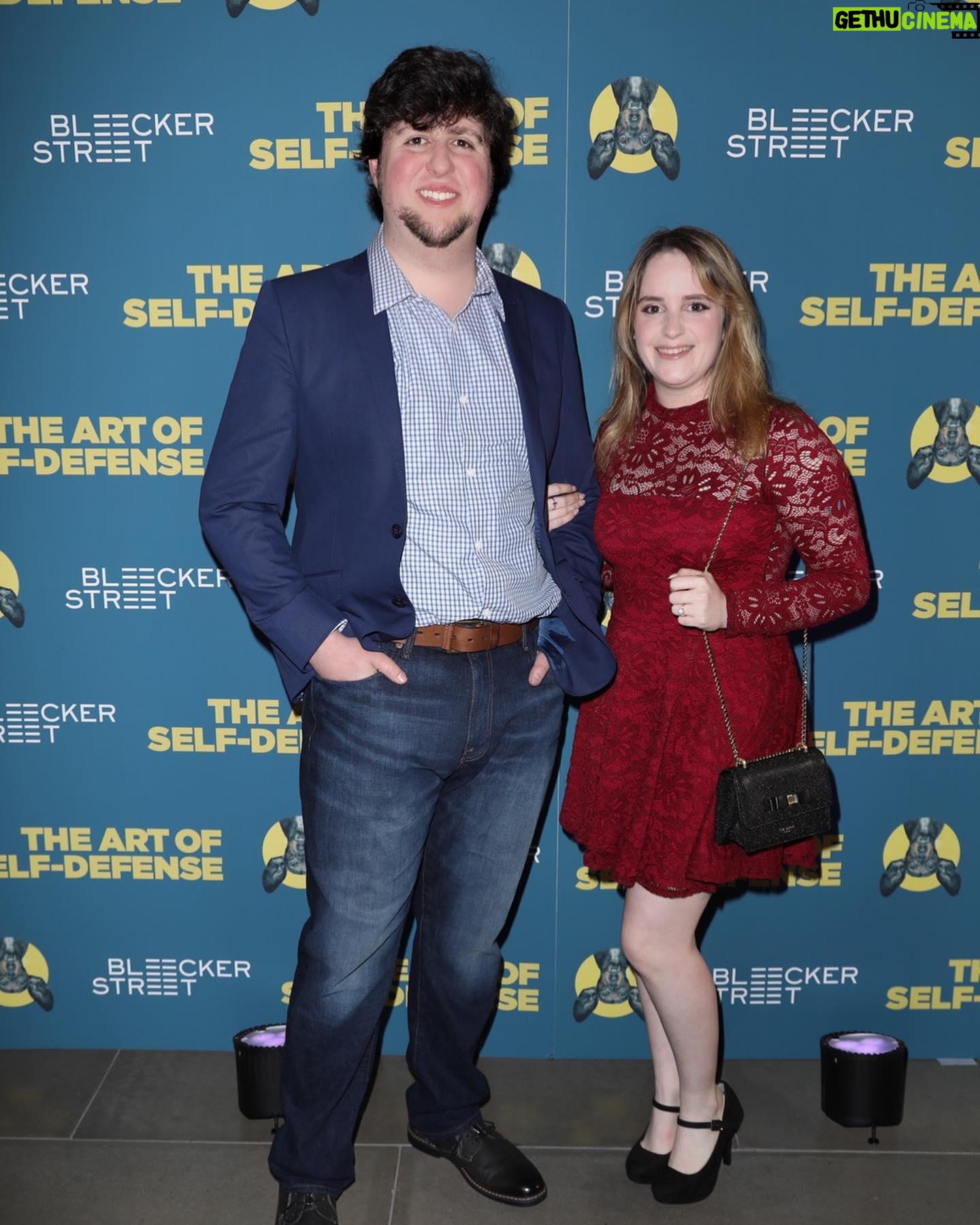 Jonathan Jafari - 103.7K Likes - Had a great time at the premiere of #theartofselfdefense starring Jessie Eisenberg over at the Alamo Drafthouse. I’m now convinced all movie theatres should serve food and drinks 😭