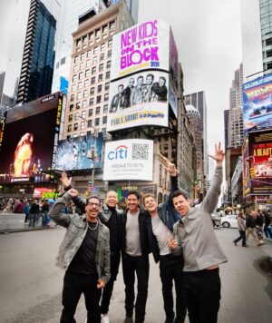 Jonathan Knight Instagram - Times Square!!!