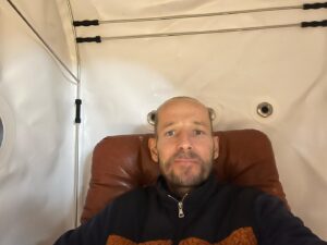 Jonnie Irwin Instagram - I can’t tell you how happy I am with the Hyperbaric Oxygen Chamber lent to me by @o2worx . It’s great for people with my condition but also for recovery from injuries and general wellness. I’m not gonna preach but if you’re interested Google it- you’ll be surprised!
This chamber is perfect for me, no feelings of claustrophobia and it’s just big enough to get my favourite comfy chair in it! I actually look forward to each session knowing that’s it’s doing me good whilst being able to do a bit of work (watching Netflix shhh!) I’m currently in it now! #hbot #hyperbaricoxygentherapy #netflix