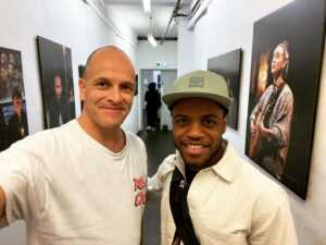 Jonny Lee Miller Instagram - A visit from the main man, @jonhillm #elementaryforever