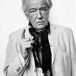 Jonny Lee Miller Instagram - Had the honour of working with the great Michael Gambon twice. As a kid I watched him in The Singing Detective which was the first adult drama to really spark my imagination. A truly down to earth gentleman and a LOT of fun. RIP ♥️
