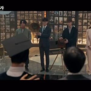 Joo Won Instagram - 우리 “야한 사진관” 소개할게요😎
특별히 하이라이트 영상으로 준비했어요🤩

-홍보요정🧚‍♂️-