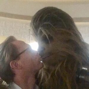 Joonas Suotamo Instagram - The paparazzi are everywhere, even in space. Reposting @paulbettany's snapshot of our chemistry on the Solo set