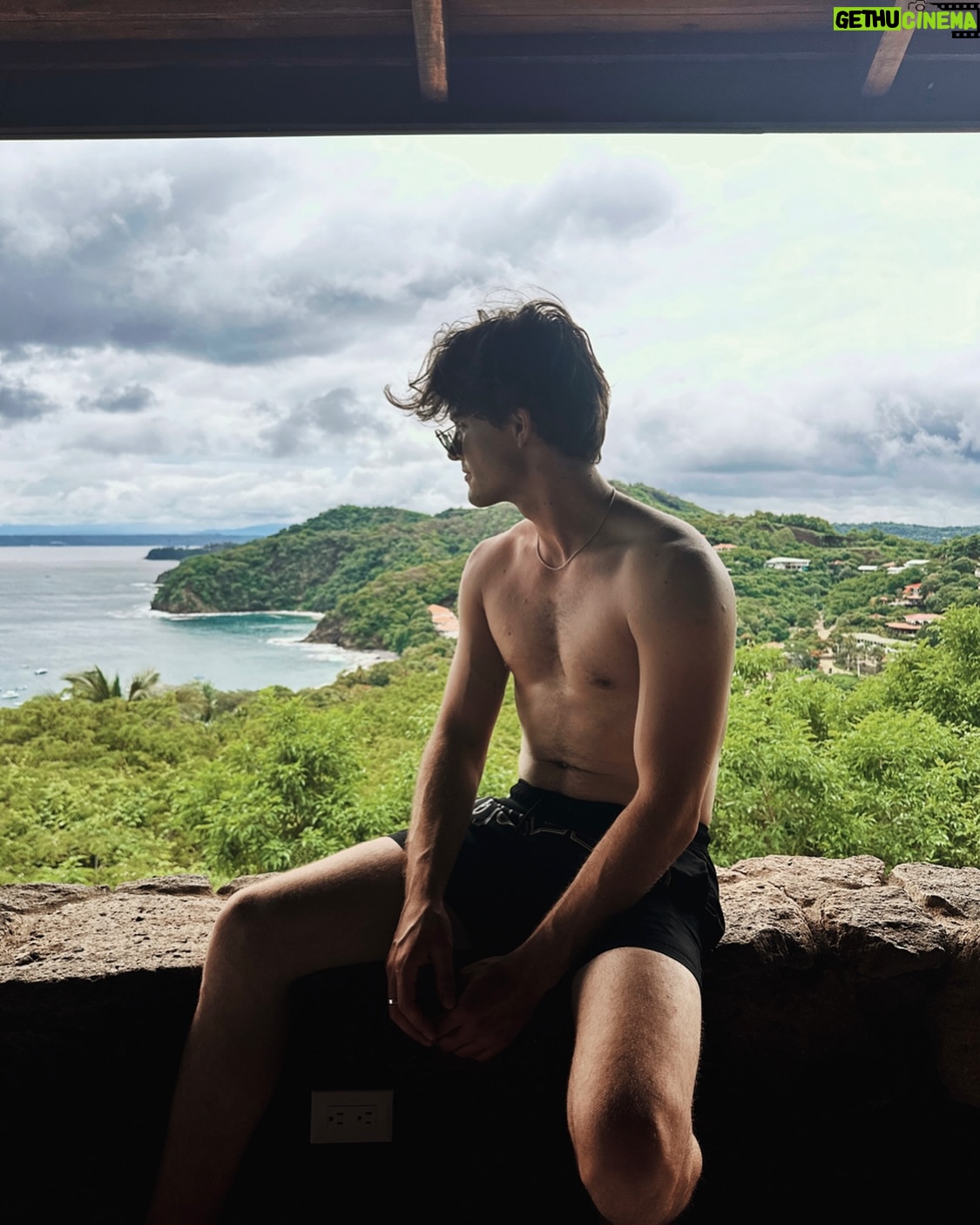 Jordan Doww - 2K Likes - pura vidaaa ✌🏼