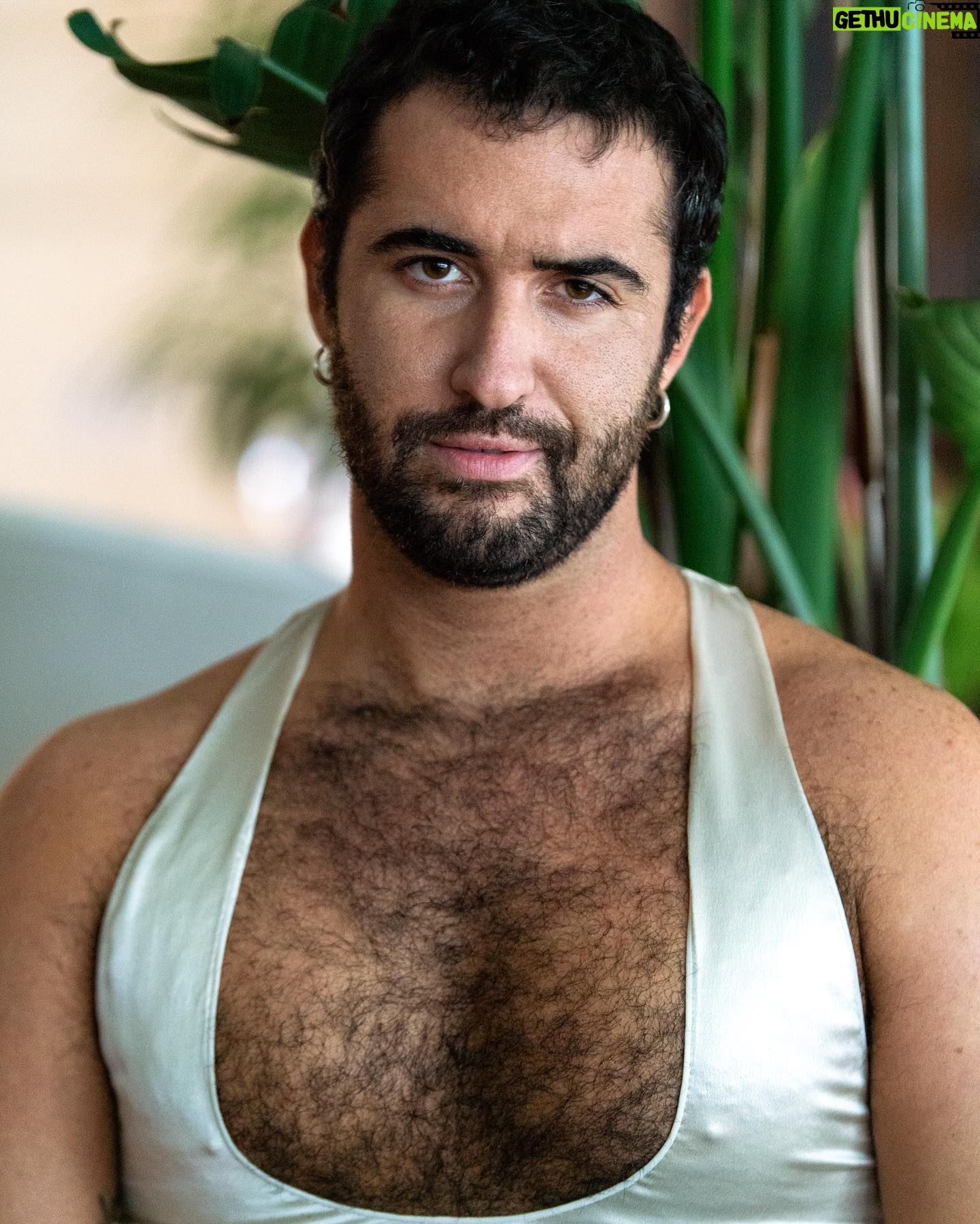 Jordan Firstman - 13.9K Likes - More @lampoonmagazine !
@alyssakazew
@seanknight
@baileewolfson