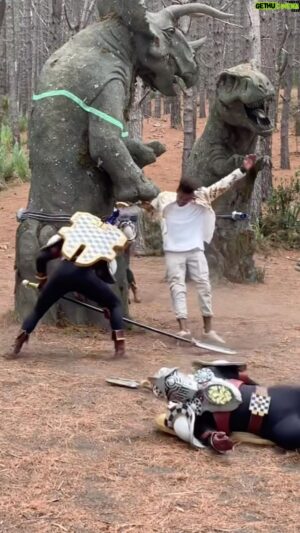 Jordan Fite Instagram - Just Another Day @ The Office!💫 #goldranger #powerrangers #stunt @powerrangers