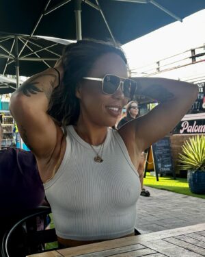 Jordan Whitley Instagram - february fun, fits, friends, and fur babies