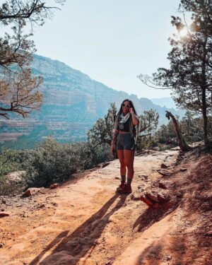 Jordan Whitley Instagram - Sedona photo dump 🏜