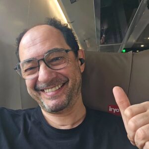 Jordi Sánchez Instagram - Buen viernes, familia // 
Bon dia a tothom!