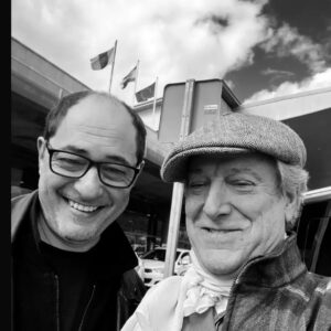 Jordi Sánchez Instagram - ODIO EL VERANO, la peli. 
@sonypicturesspain @telecincocinema #tenerife