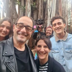 Jordi Sánchez Instagram - Pues que mañana arrancamos cositas y eso...Faltan muuuchos en las fotos... #PELIENTENERIFE.
@kiramiro @malenaalteriooficial @maria_botto  @julian_lopez @alamoroberto @mariano.venancio @yohanayara @javierlera @aitxibita @telecincoes