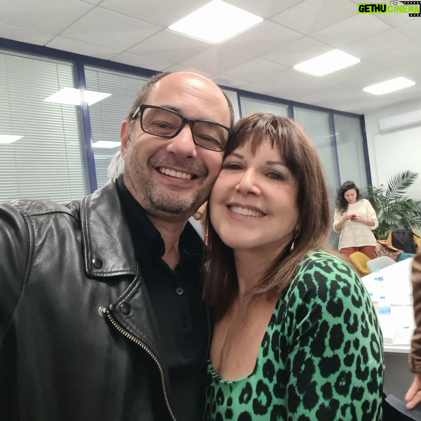 Jordi Sánchez - 104.9K Likes - Pues ya estamos de vuelta en LQSA. Primera lectura de guión LQSA14.
@contuberniofilms @telecincoes @amazonprime