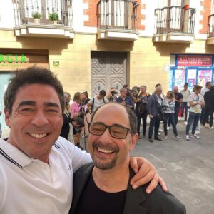 Jordi Sánchez Instagram - Estrenamos el 18 de noviembre una nueva temporada, nueva casa, nuevos vecinos y nuevas locuras.
.
.
@telecincoes @primevideoes  @mediasetcom @fdf_tv @la_queseavecina