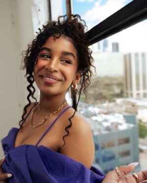 Jordyn Curet Instagram - Sesi Magazine Spring Issue 🌷
thank you to @sesimag for the opportunity to be your cover girl 💗 I had so much fun shooting and I can’t wait for you all to read the interview 🫶💕
📸: @inaribriana 
👗: @amyhirtstylist
💄: @sarahnelsonmakeup
💇🏽‍♀️: @anittriaw 
.
.
.
.
.
#sesimagazine #jordyncuret #newissue #magazinecover #covergirl #homeeconomics #mayhementertainmentpr #dbatalent #disneyfamily #abcnetwork #abcfamily #homeeconomicsabc